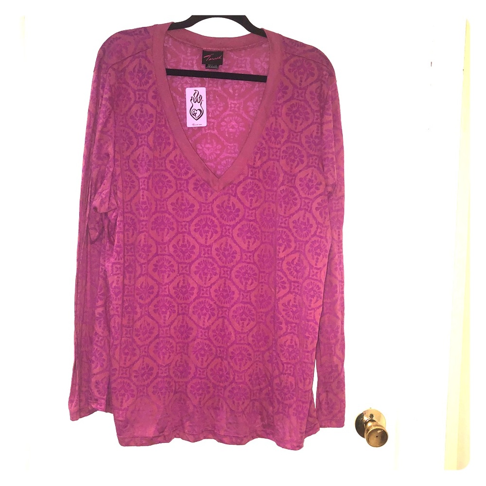 Torrid 4x fuchsia floral long sleeve burnout shirt